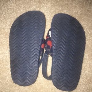 Cat & jack flip flops size 9/10
